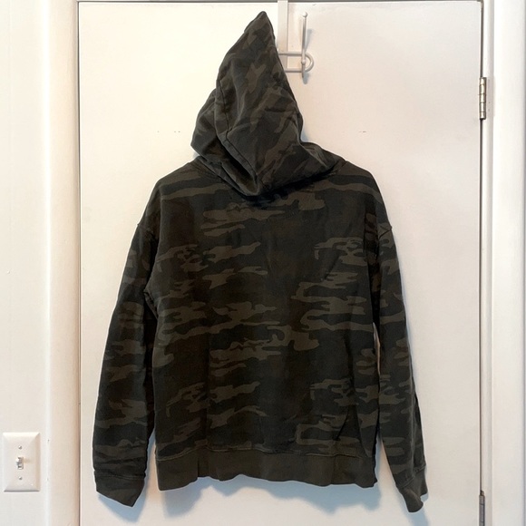 Sanctuary Shelbey Camo Sweatshirt - Stitch Fix - Picture 3 of 5
